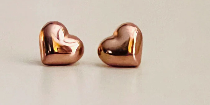 Solid Heart Studs Detail