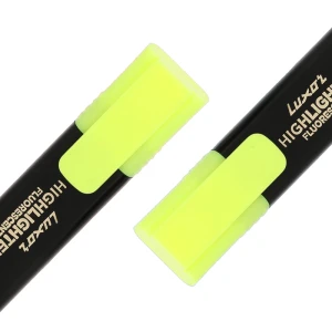 Highlighter Fluorescent Yellow Detail